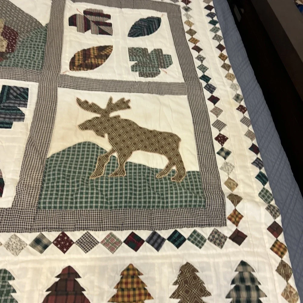 Patch Magic North Woods Cabin Moose Applique Patchwork Quilt Throw 47x55